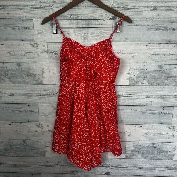 Shein Women's Ditsy Floral Tie-Knot Back Sleeveless Cami Romper Red Medium - Picture 7 of 8